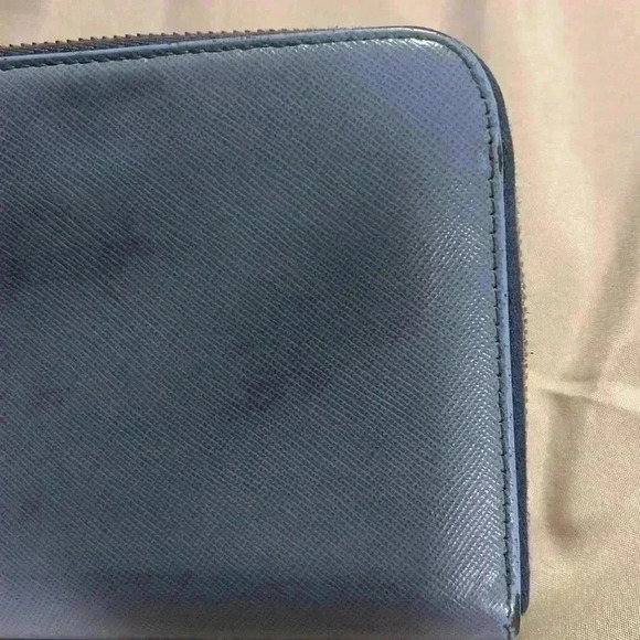 Prada Wallet Zip Wallet - Picture 14 of 15